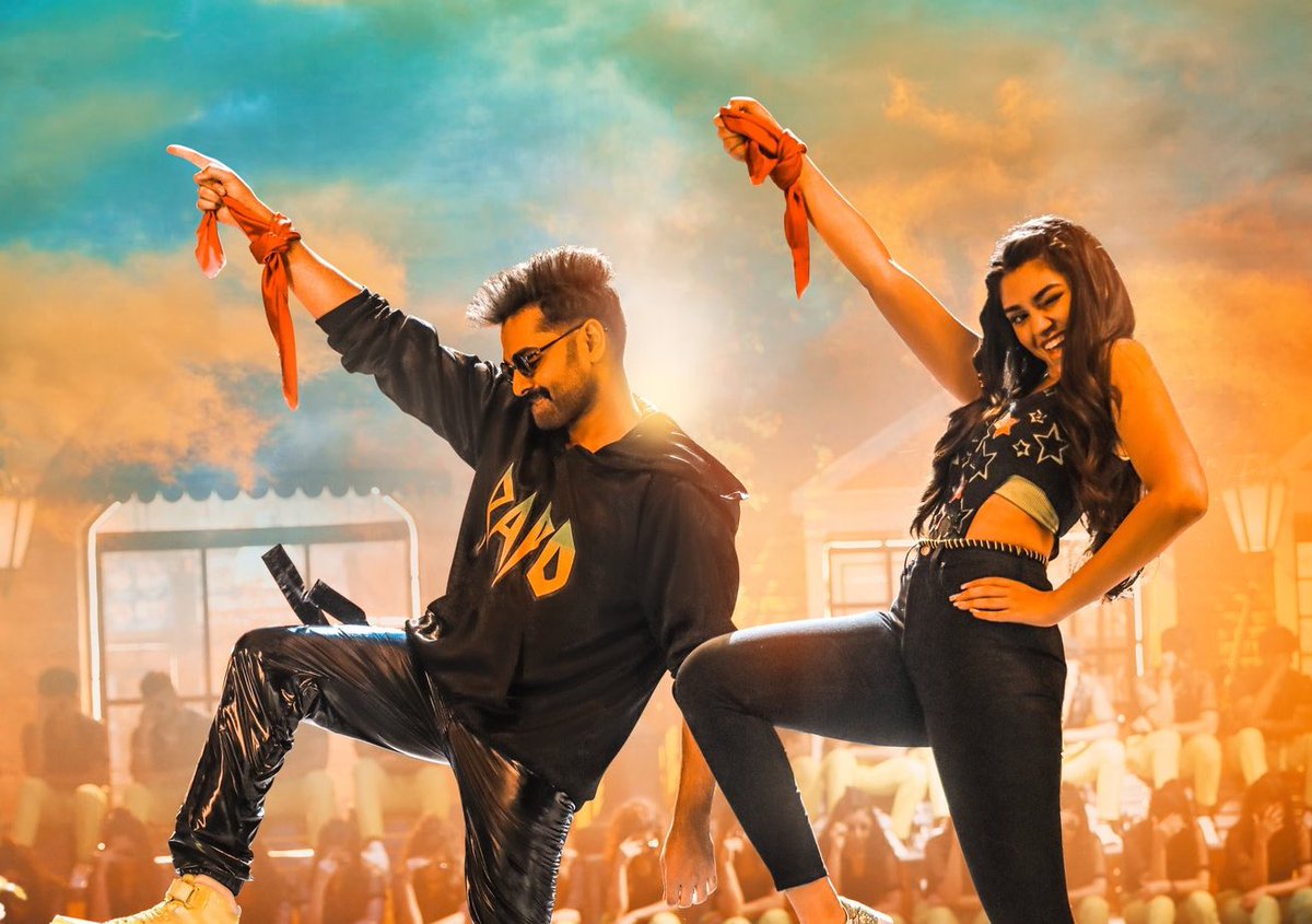 dp_karthik's tweet photo. Shooting for #Thalapathy69 kicked off today with a perfect folk number (rough version).
Choreographed by the much needed trending sensation, Sekhar Master, known for his recent chartbuster works.
โข #Matta
โข #KurchiMadathapetti
โข #BulletSong
โข #SaamiSaami
โข #RamulooRamulaa https://t.co/OCOmSqsB7p