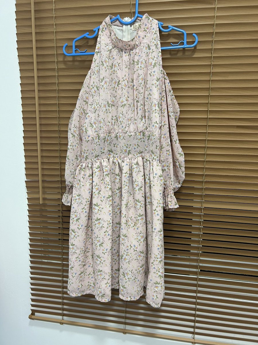 pinthanthong1's tweet photo. 🧚 ส่งต่อ เดรสป้ายig:  labella
Size :  S  ใส่1ครั้ง 
S สภาพดีมากก
200 รส สนใจขอดูรูปพต.ได้นะคะ 🎀

#joob #ส่งต่อ #ส่งต่อjoobs #เสื้อผ้าราคาเบาๆ #เสื้อผ้า #ส่งต่อเดรส #ส่งต่อcintage #ส่งต่อlabella https://t.co/3aDqgtIBKN