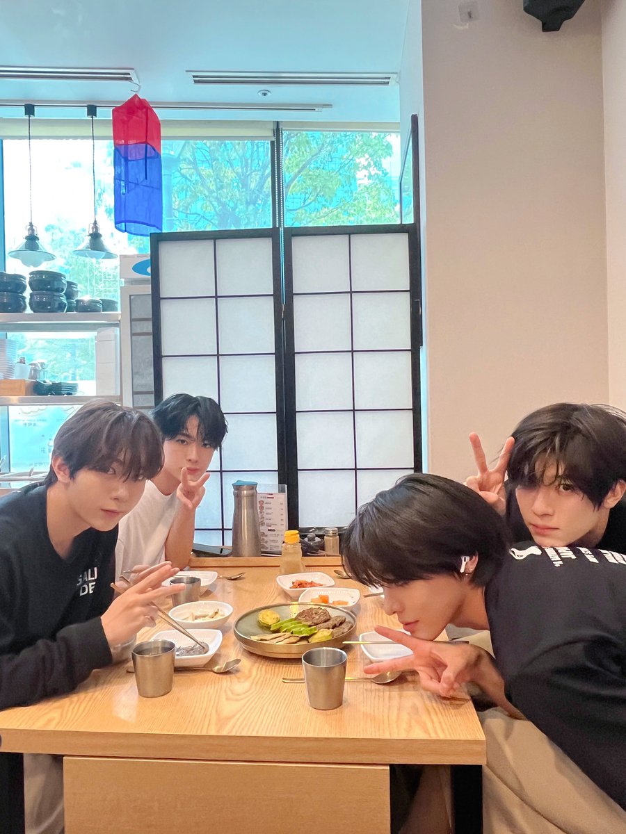 NCT WISH tweet media