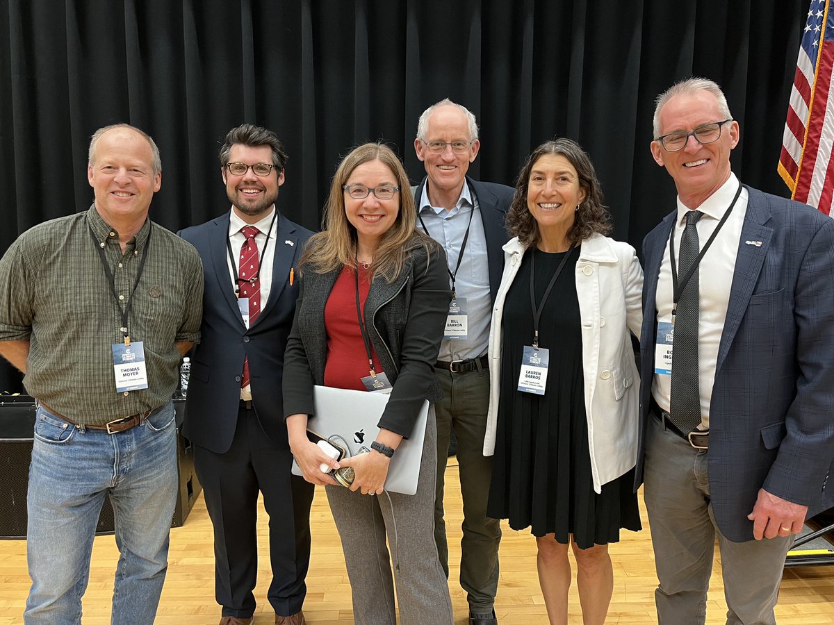 At the #ConservativeClimateSummit with <a href="/KHayhoe/">Prof. Katharine Hayhoe</a>, <a href="/alexboz/">Alex Bozmoski</a>, <a href="/bobinglis/">Bob Inglis</a>, <a href="/voteforclimate/">Bill Barron</a>, <a href="/citizensclimate/">Citizens' Climate Lobby</a>, <a href="/CCLWasatchBack/">CCL Wasatch Back</a>