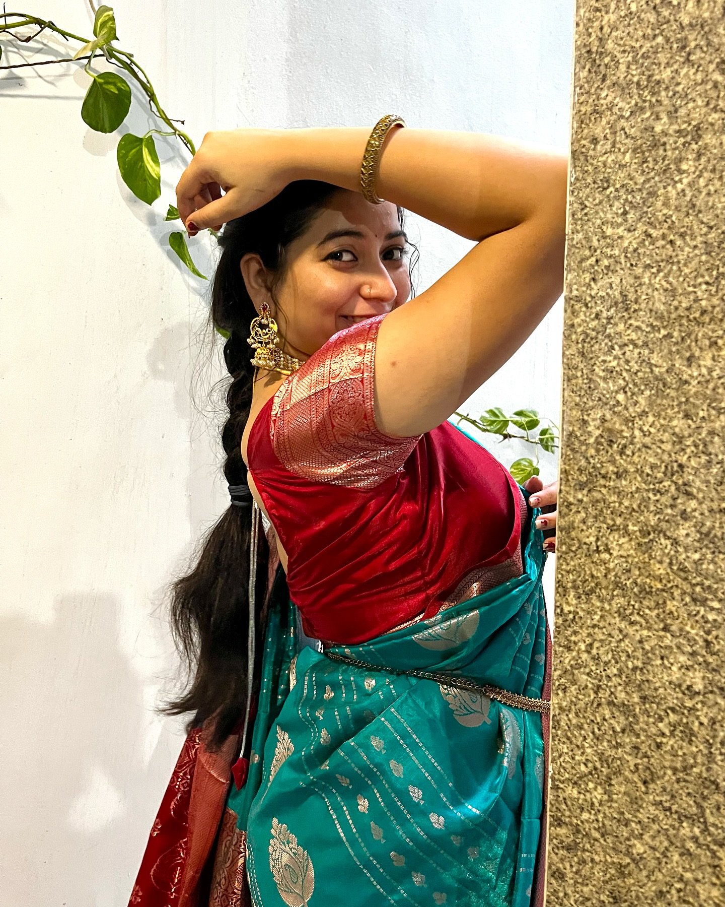 GZGkjnrbsAA_rh4?format=jpg&name=large