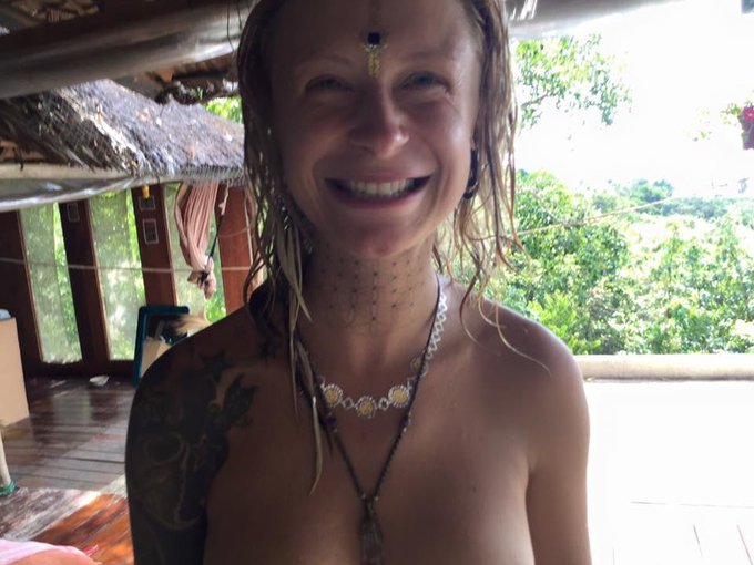 Many years ago in Thailand https://t.co/SqBLJ6ZpKF