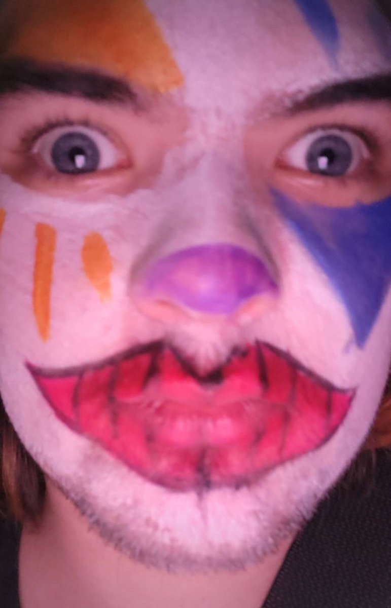 AnatomicallyIn4's tweet image. I got to clown around today