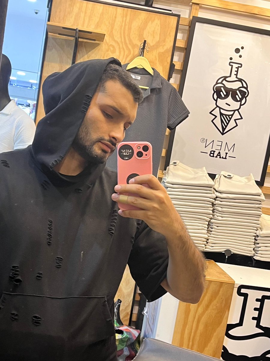SCOTT93 tweet media