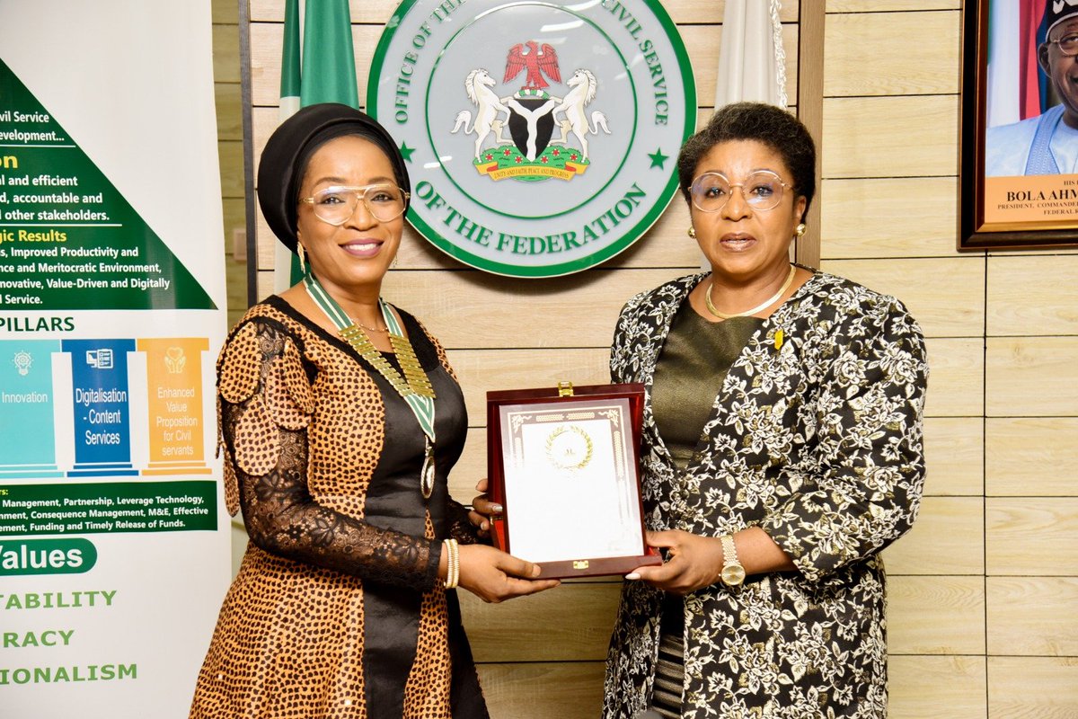 fanpr2024's tweet photo. 🟥 03:10:2024.
It was a very successful meeting with the amiable Head of the Civil Service of the Federation Mrs. Didi Walson-Jack and the NIA led by our result-oriented PNIA. Arc. Mobolaji ADENIYI FNIA to the Glory of GOD. https://t.co/WT8ZA6dUle