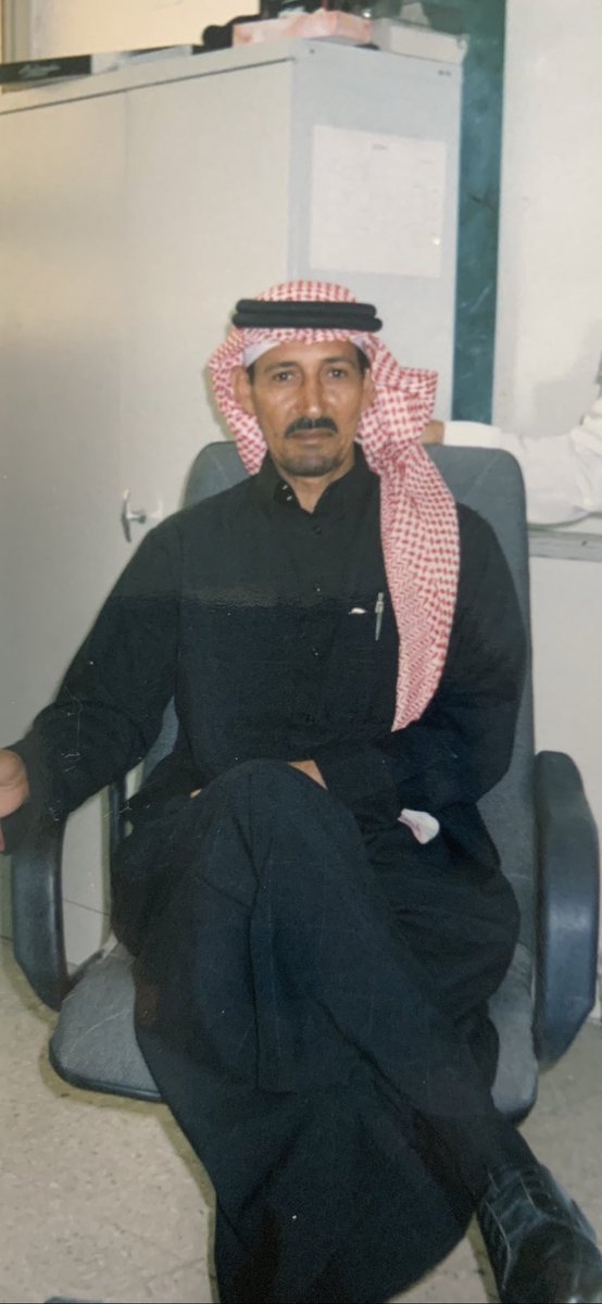 بمناسبة #اليوم_العالمي_للمعلم لا تنسوهم من دعوة صادقة 
أستاذي: مرزوق بن ضيف الله
أستاذي: عبدالله حمود الغانم 
اللهم اغفر لهما واجعل قبريهما روضة من رياض الجنة