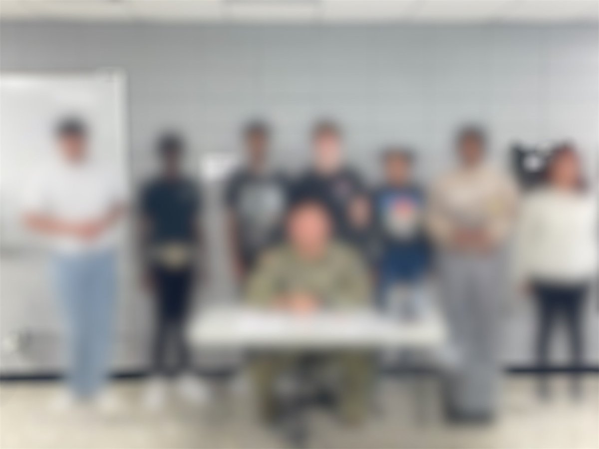 Sharing opportunities to gateways to the 3 E’s - Enrollment, Enlistment, and Employment. STAFF SERGEANT MOTTE shared benefits of Army enlistment. Thank you, Ms. Jones, Counselor, for coordinating this event.  #RISE #jefcoed