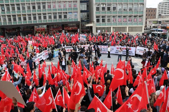 510 gün oldu, bir öğretmen ataması dahi yapmadınız.

Öğretmen atama sonuçları bir an önce açıklanmalıdır, öğretmen ataması KPSS puan üstünlüğüne göre yapılmalıdır.

Mülakat ve akademi yanlışından dönülmeli, Kpss puanı esas olmalıdır.
<a href="/tcmeb/">Millî Eğitim Bakanlığı</a>
<a href="/Yusuf__Tekin/">Yusuf Tekin</a>

#MülakataKarşıUlustayız