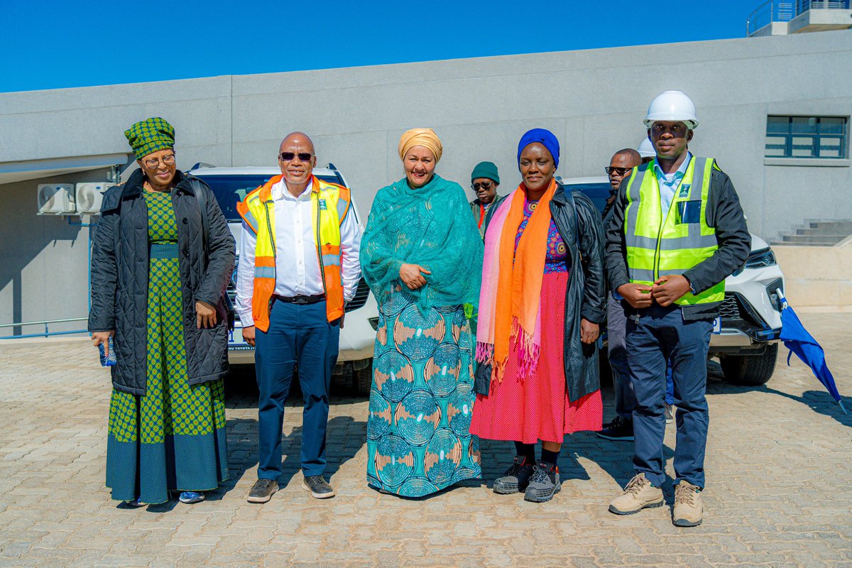 Tente Tente, PrEng tweet media