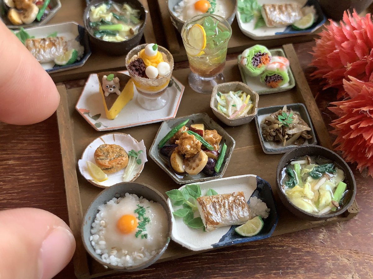 mush_o2u8_'s tweet image. 麦とろご飯の秋定食
デザートはかぼちゃスイーツで秋を満喫🍂

#ミニチュア　#ミニチュアフード