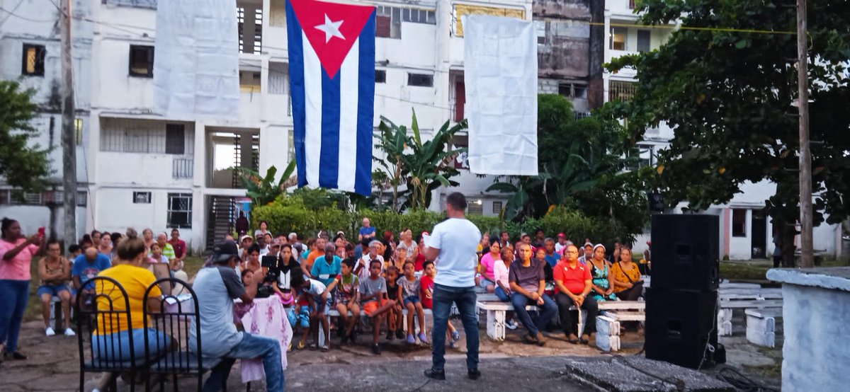 Magnífica asamblea de rendición de cuentas en la circunscripción 8 de Micro 70 #IslaDeLaJuventud #SentirPinero #SíSePuede