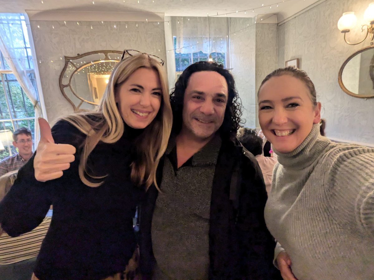 anna_arque's tweet image. Quin goig tornar a Escòcia i fer-ho amb tota la família @ICECintl Ahir a Edinburgh escalfant motors, avui 15 delegacions ens trobem al Parlament Escocès. 
Afegint nous amics amb els qui compartim la nostra constant lluita per la independència #OwningOurFutures @ScotConvention