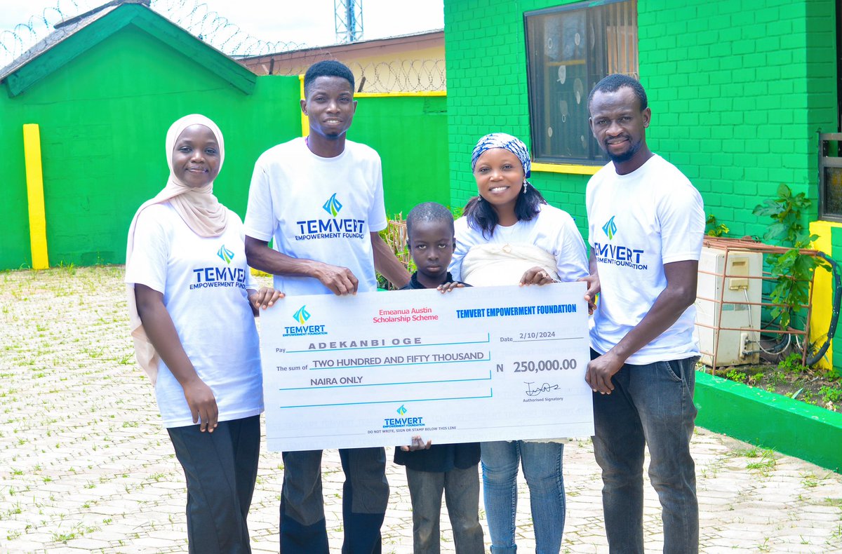 13 years old Oge was out-of-school because of her parent's financial incapability. With this N250,000 scholarship awarded to her by my foundation <a href="/temvertngo/">Temvert Foundation</a> , we have been able to enrol her in a school in Ogun State. 

#yali #sdg4 #unicef #temvert