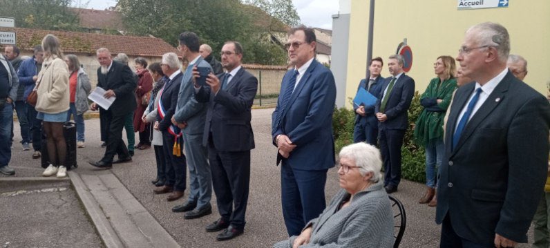 Merci au lycée VOGT de Commercy pour son action mémorielle sur les Lebensborn. Un moment émouvant en présence du préfet et des associations du souvenir.
<a href="/Prefet55/">Préfet de la Meuse</a> <a href="/acnancymetz/">Académie de Nancy-Metz</a> <a href="/onacvg/">ONaCVG</a>  <a href="/VCommercy/">Ville de COMMERCY</a> <a href="/SF_Siege/">Le Souvenir Français</a> @dptmeuse