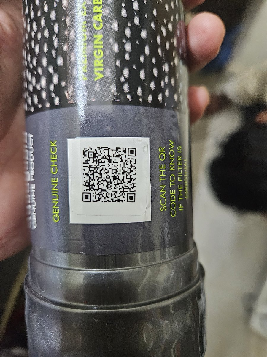 CaAshokSoni's tweet photo. @EurekaForbes @iSinghChandan The service engineer came today, but he brought a duplicate kit and candles. The QR codes on the candles were fake and couldn't be scanned.
Please find the attached pictures of the product and QR codes. https://t.co/PHRBojt9vM