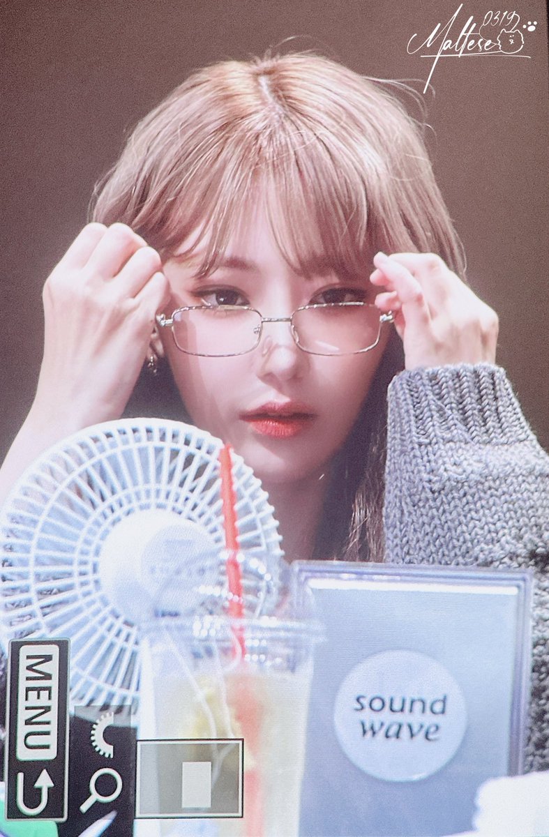 Maltese0319's tweet photo. 241005 사웨 팬싸 

#LE_SSERAFIM #르세라핌 
#宮脇咲良 #SAKURA #사쿠라 #ックラ https://t.co/uToM6AMFq6