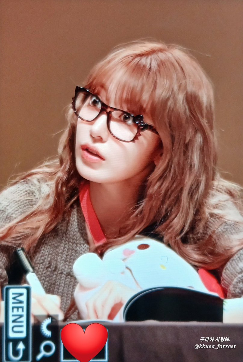 kkusa_forrest's tweet photo. 241005 soundwave fs_pv_2

#宮脇咲良 
#사쿠라 #SAKURA 
#미야와키사쿠라 #みやわきさくら 
#르세라핌 #LE_SSERAFIM https://t.co/WP8yHcU0Ng