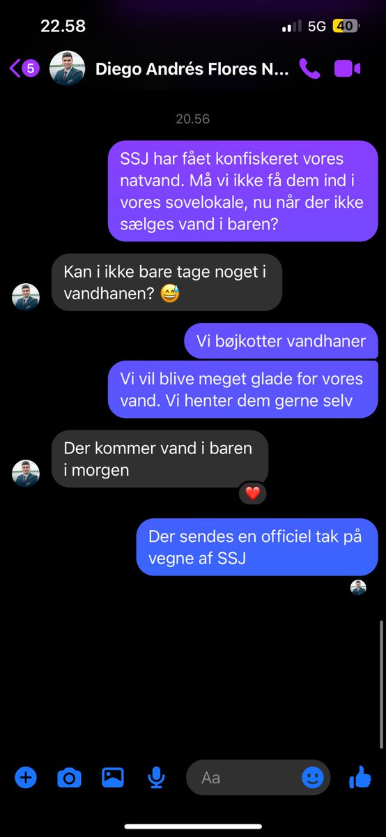 BastianKensmark's tweet photo. Ingen vand på flaske til  #VULS24 https://t.co/3eFSkpgSMp