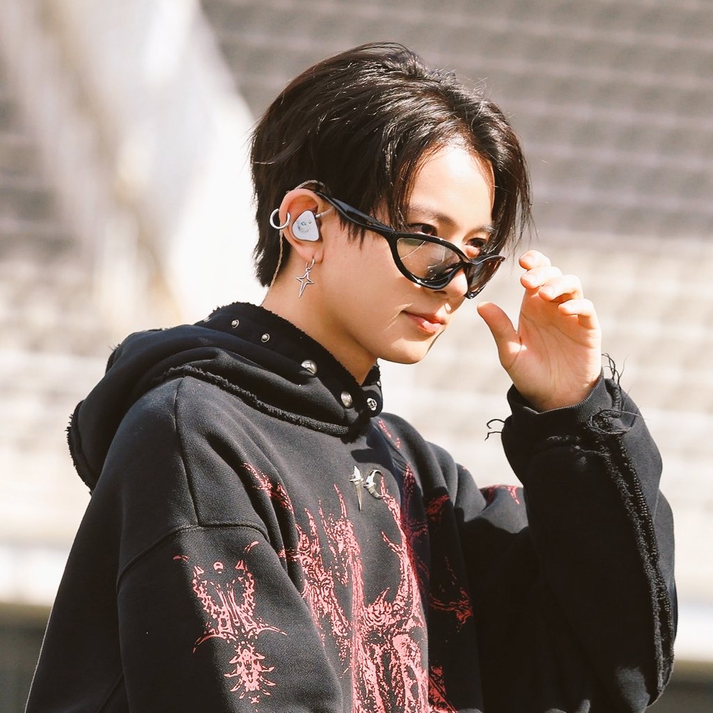 myrulebreakers's tweet image. face card is face carding ✨

#ENHYPEN #HEESEUNG #EN_WALKTHELINE
#EN_WORLDTOUR_WALKTHELINE @ENHYPEN @ENHYPEN_members