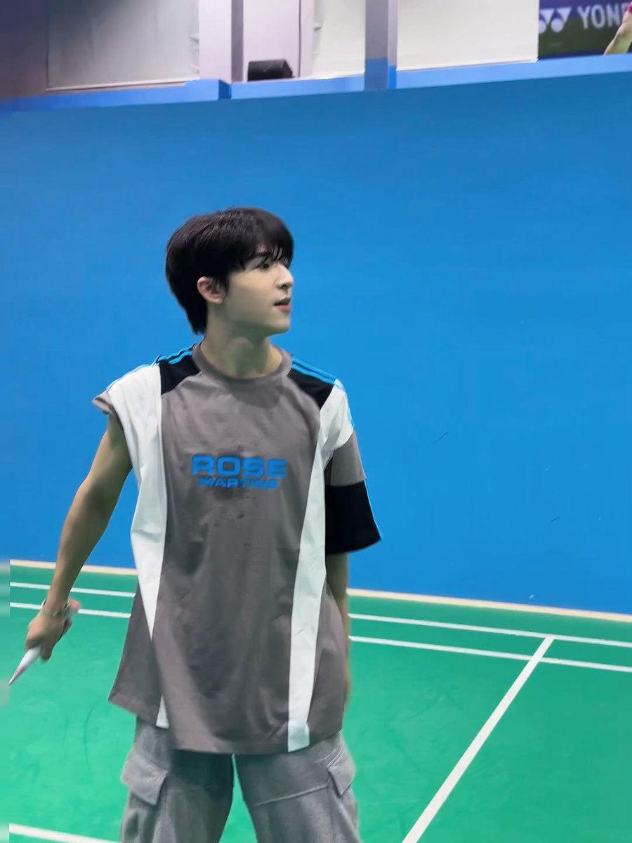 patrick_pppat's tweet photo. badminton 🏸🎖️ https://t.co/0HEjYVNoHn
