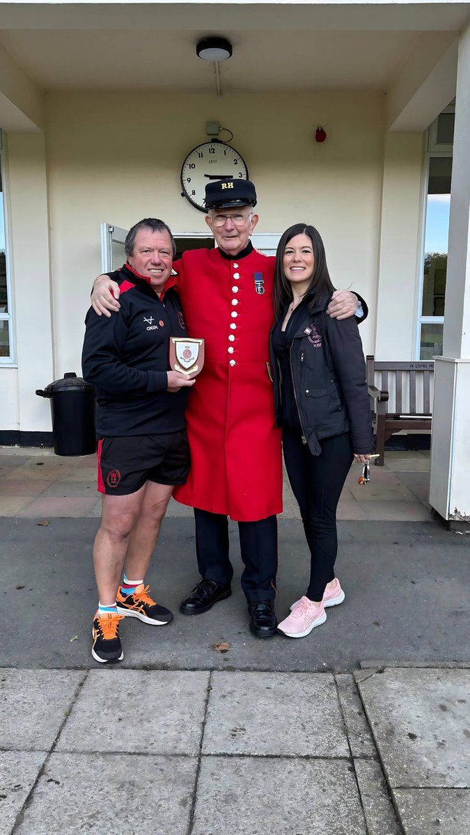 A very wholesome day at Royal Hospital Chelsea yesterday 🥰 

Supporting their walking rugby team the Scarlet Warriors in their first match of the season v Forces Barbarians 🏉