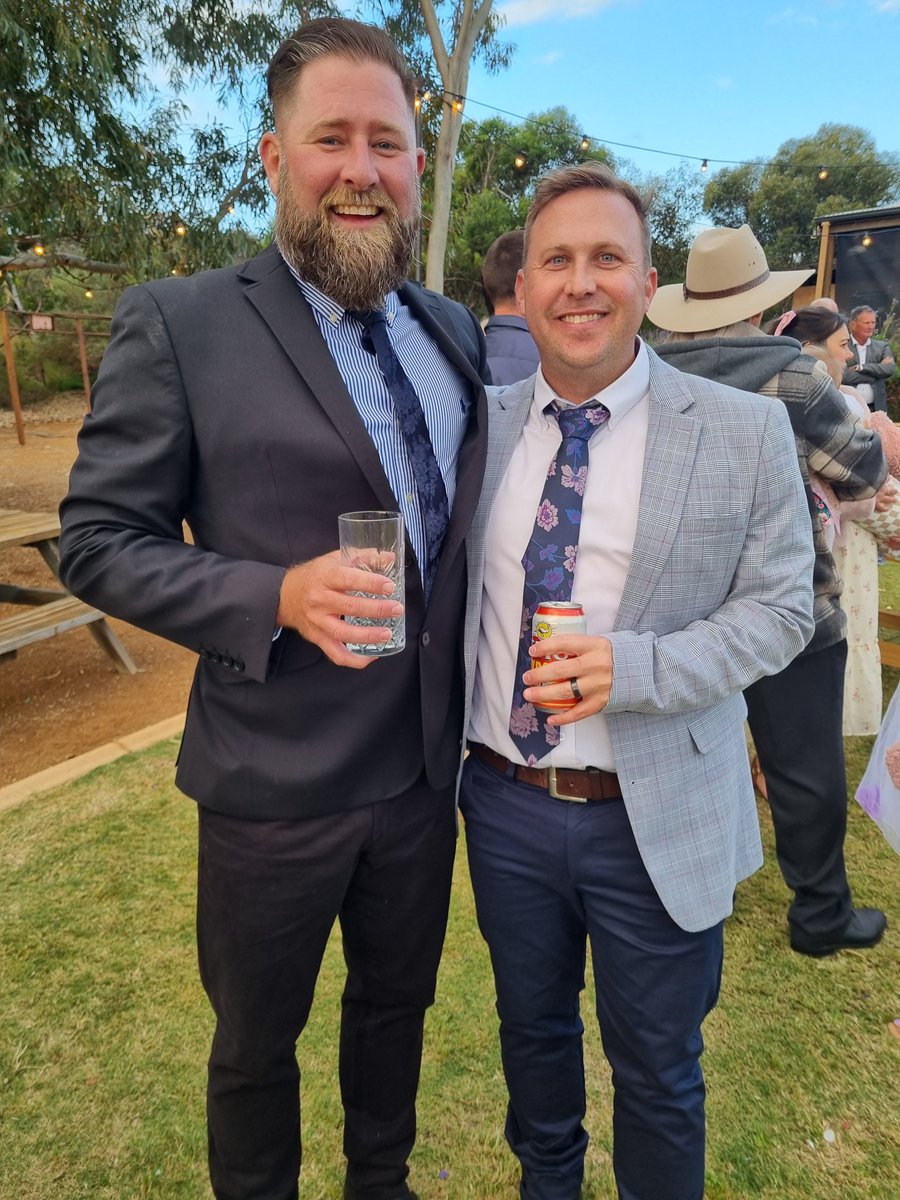 KnightNick3's tweet image. Always great to see @SCORCHED313 for a special weekend. Didn't get a photo with @poynts which is a rarity.