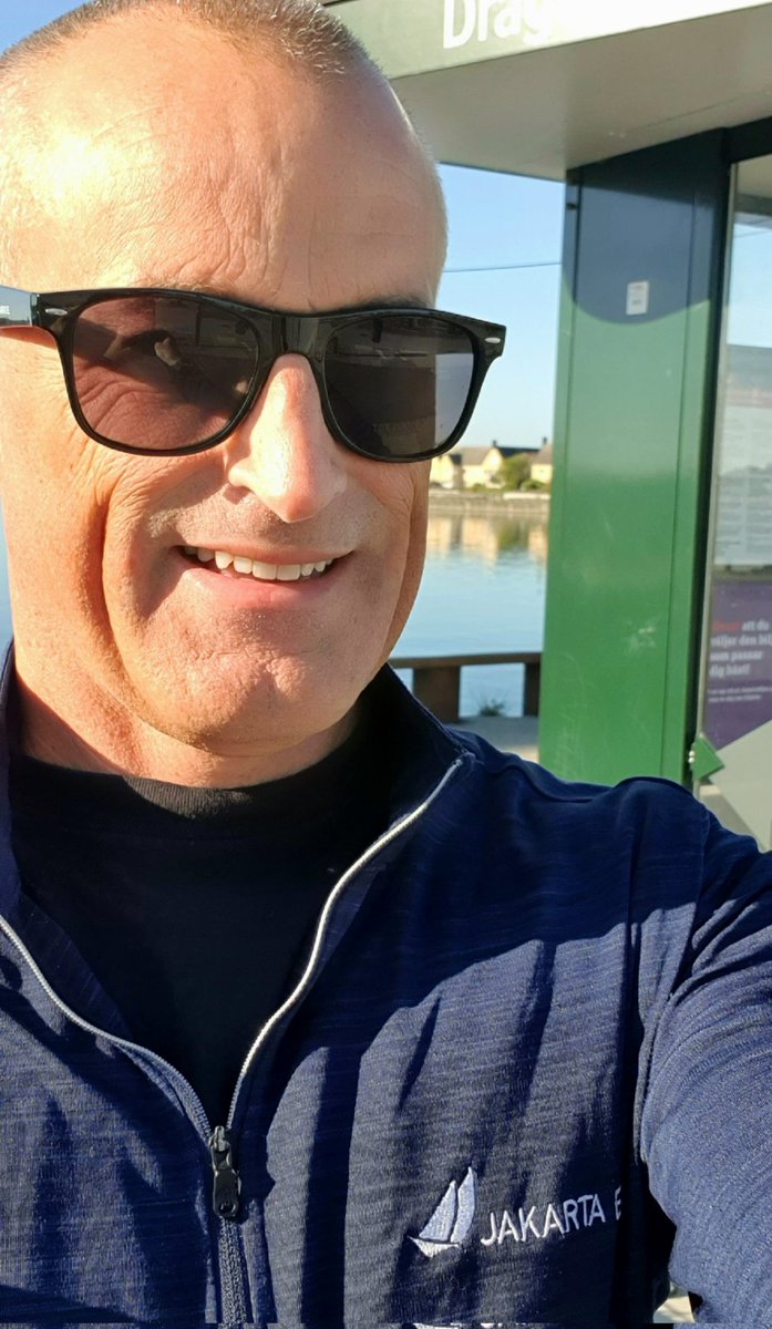 ivar_grimstad's tweet image. After 16 hours at home after @DevoxxMA, I am now on my way to @ApacheCon in Denver 🇺🇸 

#JakartaEE #EclipseFoundation #CommunityOverCode