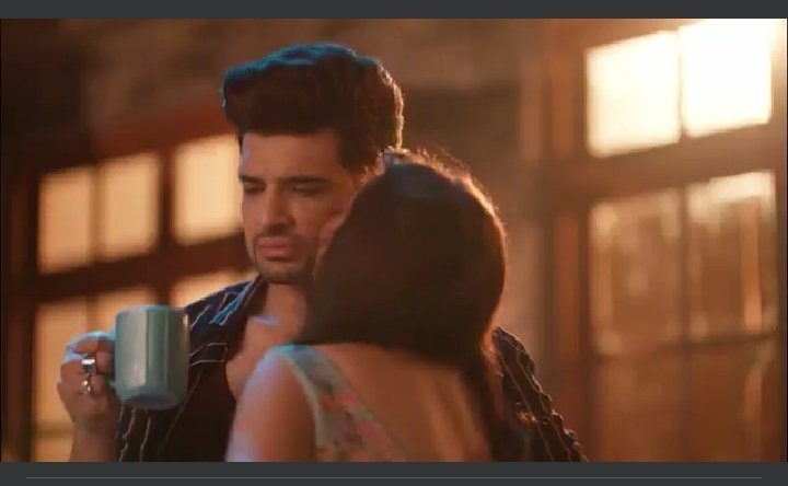 BSinsiderr's tweet photo. I really loved this #VeerSha moment.
This part was really very close to my heart ❤.
Missing t Tere ishq mai ghayal and Hoping for season 2
#KaranKundrra #ReemSameerShaikh #EishaSharma https://t.co/6ZHTnExaX7