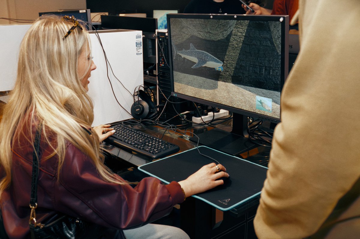 saeaustralia's tweet image. SAE Melbourne students wowed us with their talent and creativity at the end of Trimester 2 student expo! Here’s a glimpse of this awesome event! 📸
#studyinmelbourne #melbournecreatives #creativeprojects #studentprojects #studentproject #studentartwork #projectshowcase