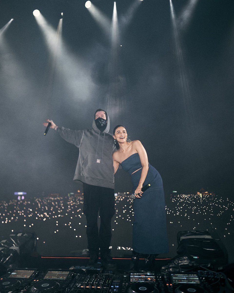 aliaa08's tweet photo. Thank you for the love, Bengaluru 🫶🏻
@IAmAlanWalker 

#Jigra in cinemas, 11th October https://t.co/W2CCmHBjJS