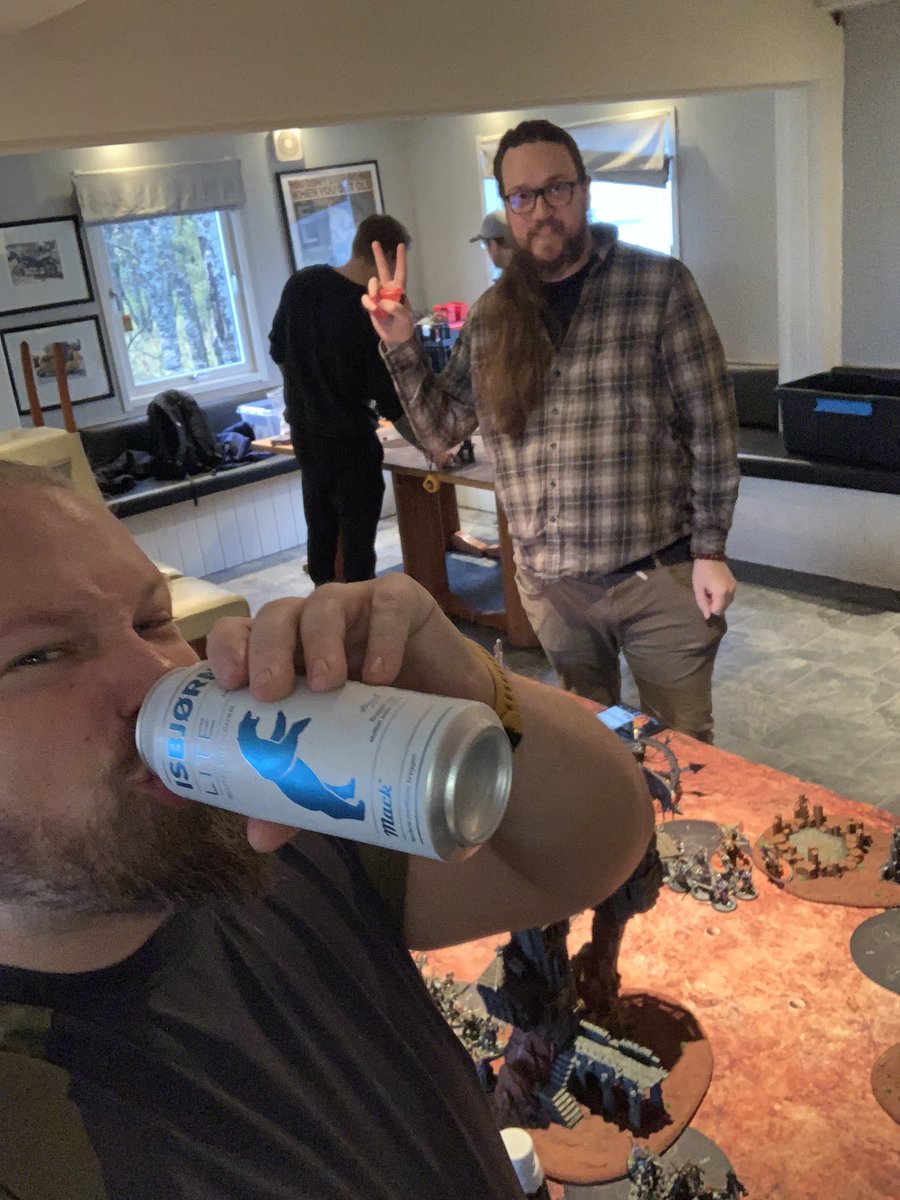 Icebrow gameday🤘🍻🍻