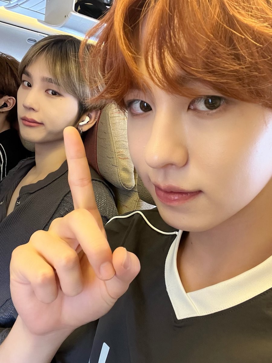 by_EPEX's tweet photo. 나의 귀요미 현지... 아니 현우형 생일 축하해~~ㅋㅋㅋㅋㅋ🧡 난 무슨 말을 해도 잘 웃어주고 받아주는 형 덕분에 맘 놓고 멤버들한테 웃음과 에너지를 줄 수 있는 것 같아ㅎㅎ 항상 든든하게 함께 해줘서 너무 고맙고 우리 같이 정상까지 화이팅해보자! 생일 진짜진짜 축하하고 사랑해애애😘 #김현우내꺼

#EPEX #이펙스 #AYDEN #에이든
#1005해피백뜽이데이
#LoveYou100Seung