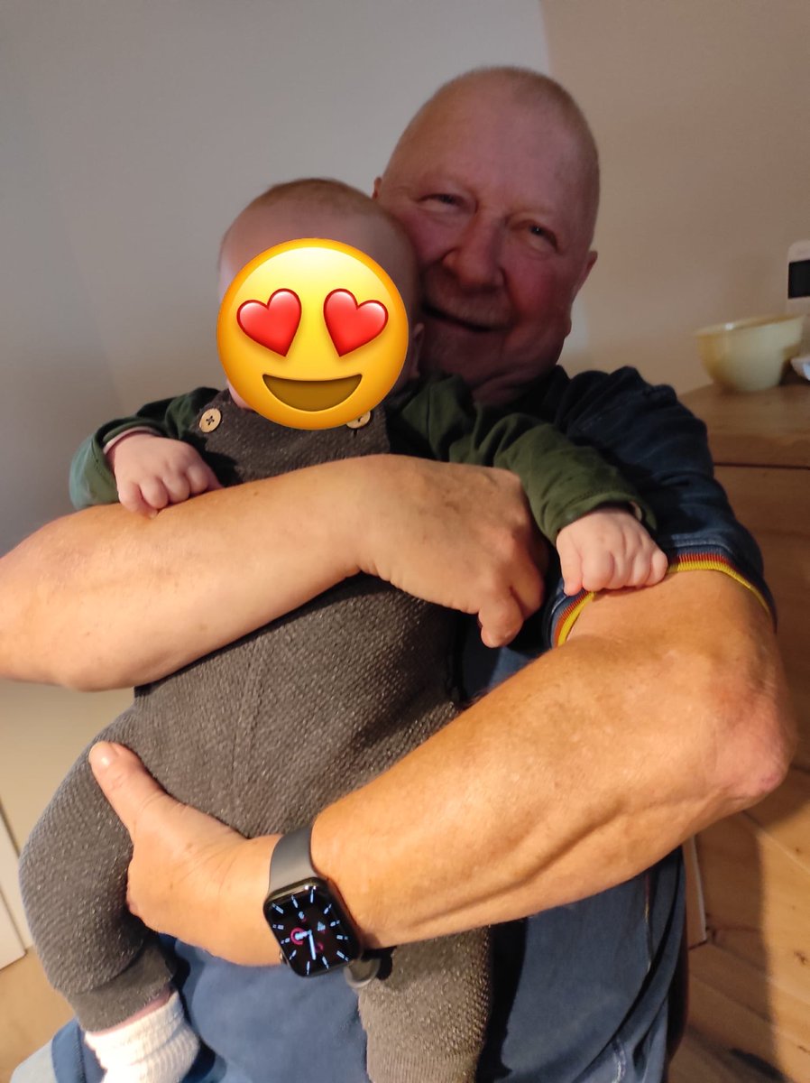 H58006478H's tweet image. ganz stolzer Opa😍🥰😘
very proud grandpa😍🥰😘