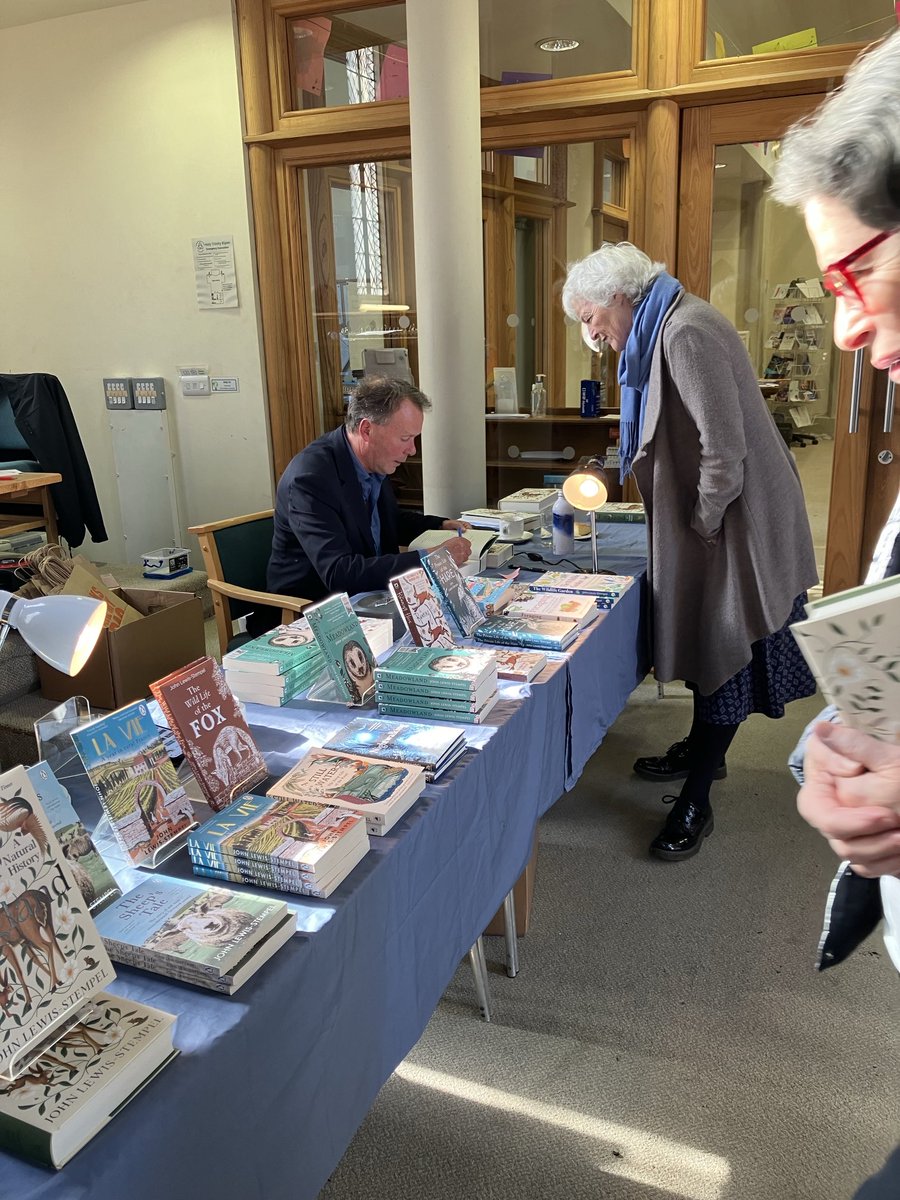 If you write about twelve different landscapes of England, you need to get around a lot of places to talk about it ⁦<a href="/JLewisStempel/">John Lewis-Stempel</a>⁩ on the road this week ⁦<a href="/LedburyBooks/">Ledbury Books</a>⁩ ⁦<a href="/RossiterBooks/">Rossiter Books</a>⁩ ⁦<a href="/BookaBookshop/">Booka Bookshop.</a>⁩ ⁦⁦<a href="/WhiteRoseBooks/">White Rose BookCafe</a>⁩ ⁦<a href="/LitRiponBkshop/">Ripon Bookshop</a>⁩