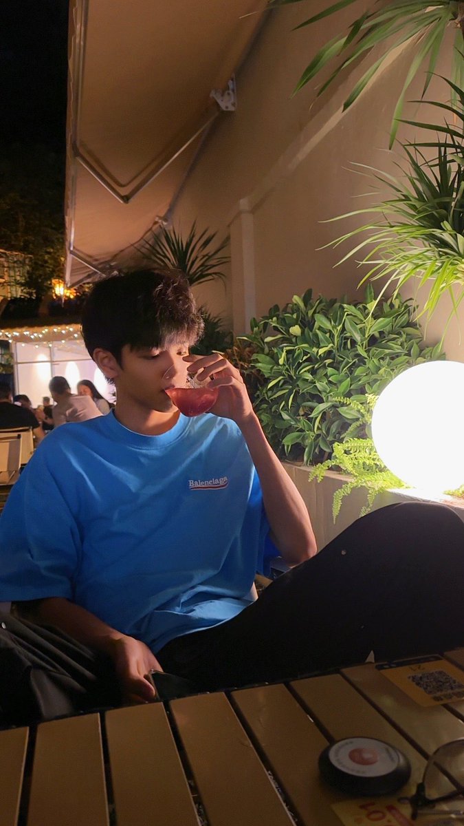 185黑皮体育生（bushi） tweet media