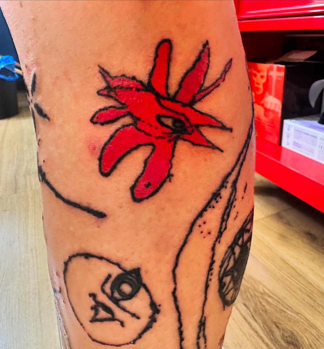 cureproject's tweet photo. #wish #mytattoo #thecure #pearlthompson https://t.co/Y8a3b1Gm51