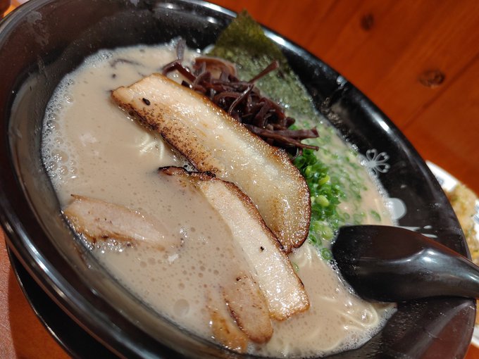 ่ฟๆใซใงใใใฉใผใกใณๅฑใฎใฉใผใกใณใปใใใฃ
ใใพใใฃ่ฟๆใใใใใฃ(ใกใ
ใใกใ
ใใฃ