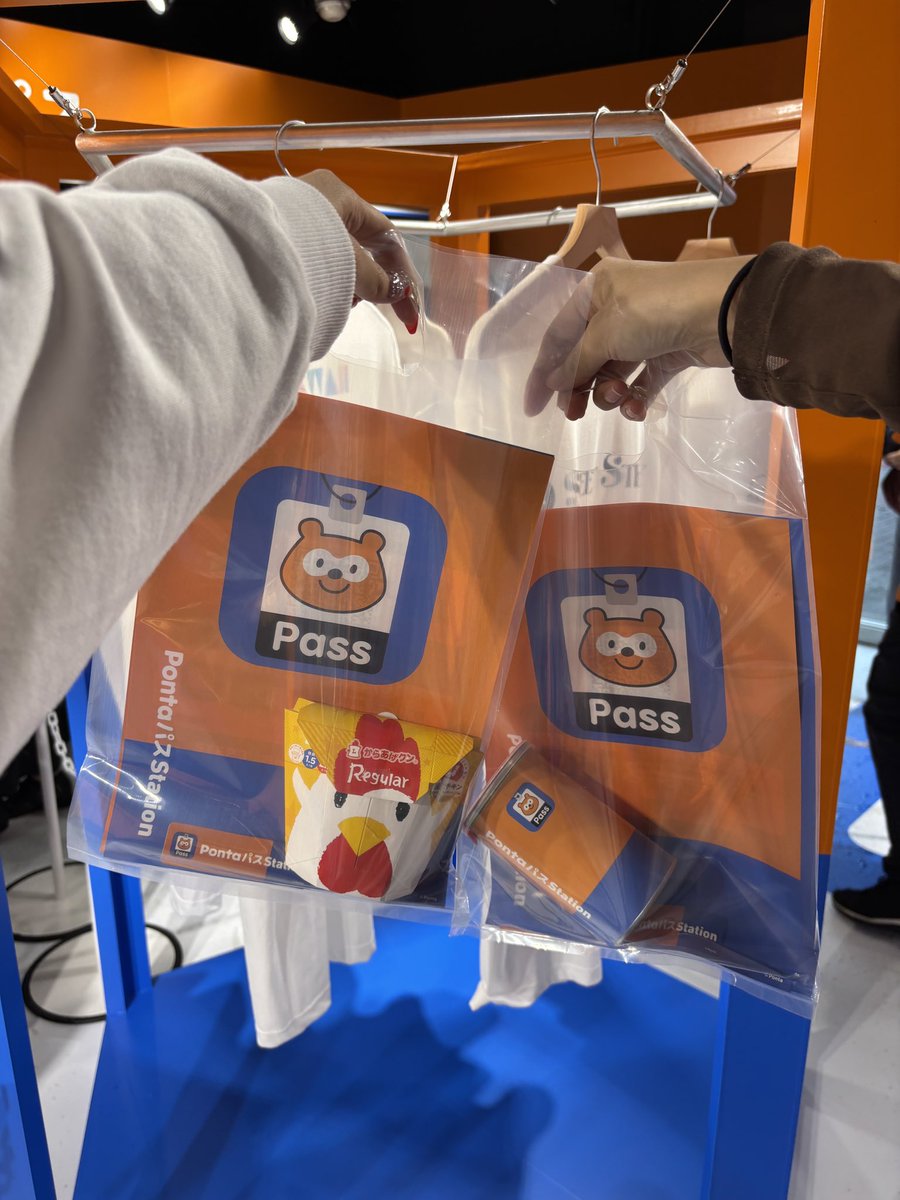 りかりこ tweet media