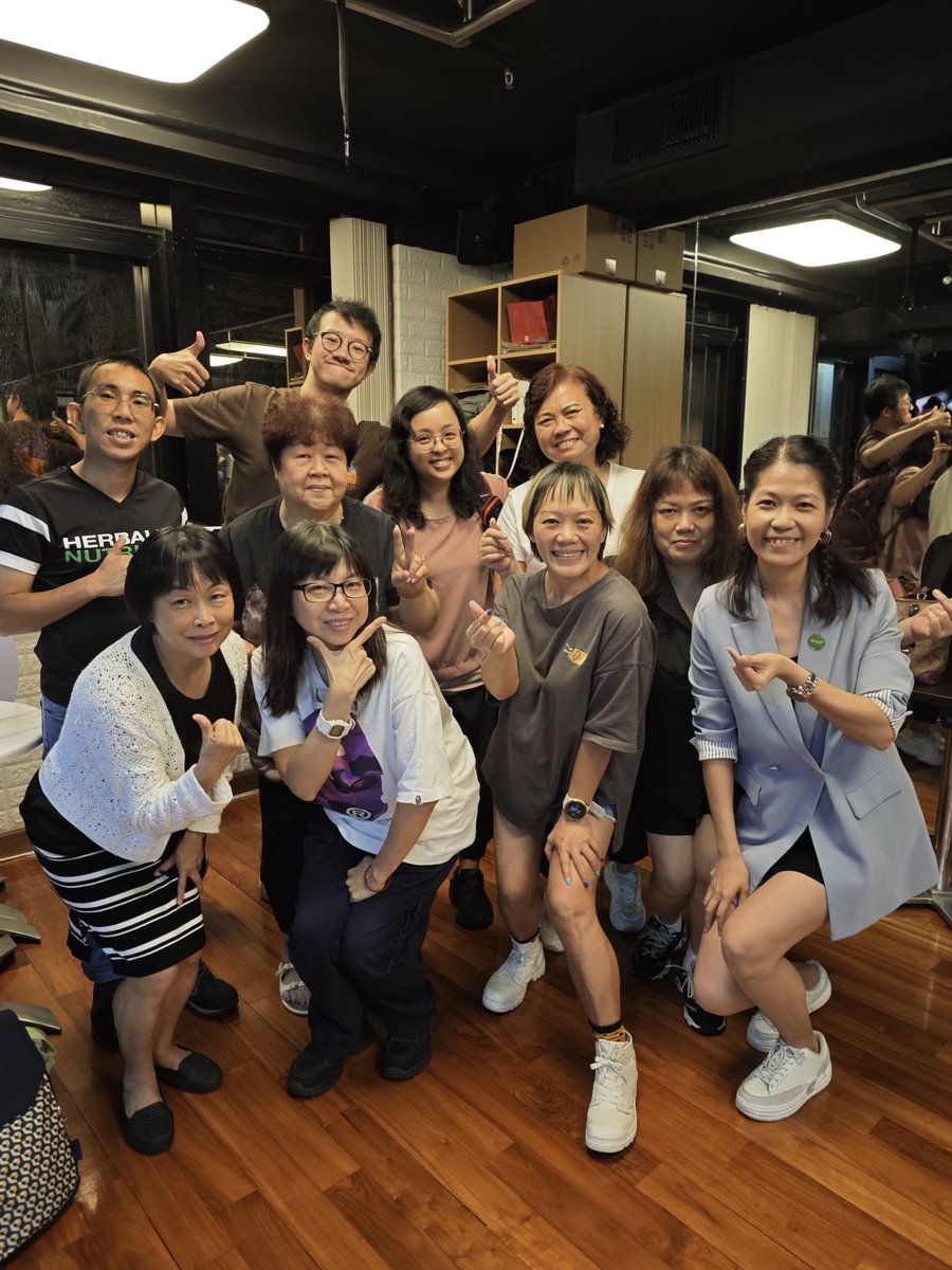 rain_chun's tweet photo. 24/9/2024 星期二第6及第7週營養班一同努力🔥🔥，小組大獎賞我們小組躺平了😂
#weightlosschallenge #wlc
#fitclub #nutritionclub #bodytransformationchallenge 
#體管賽 #運動班 https://t.co/1CakcpRYM8