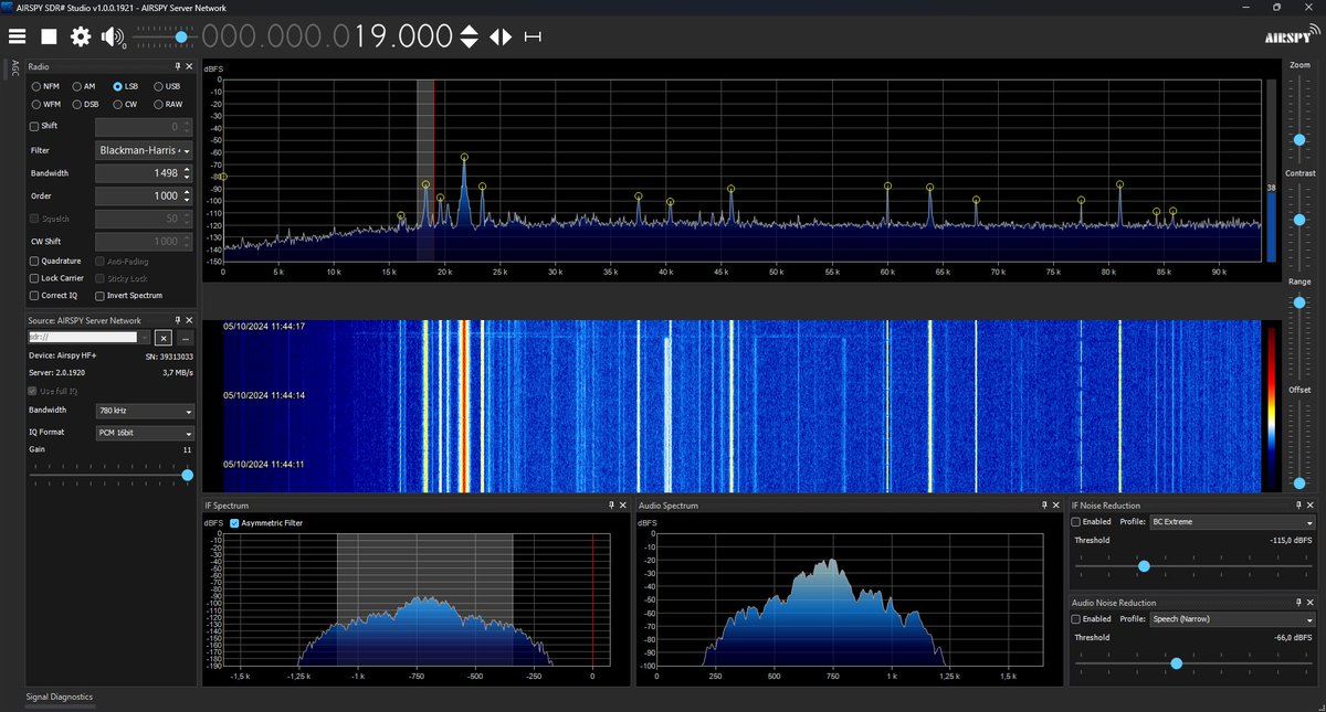 lambdaprog's tweet image. VLF is booming this morning. #airspy #youloop