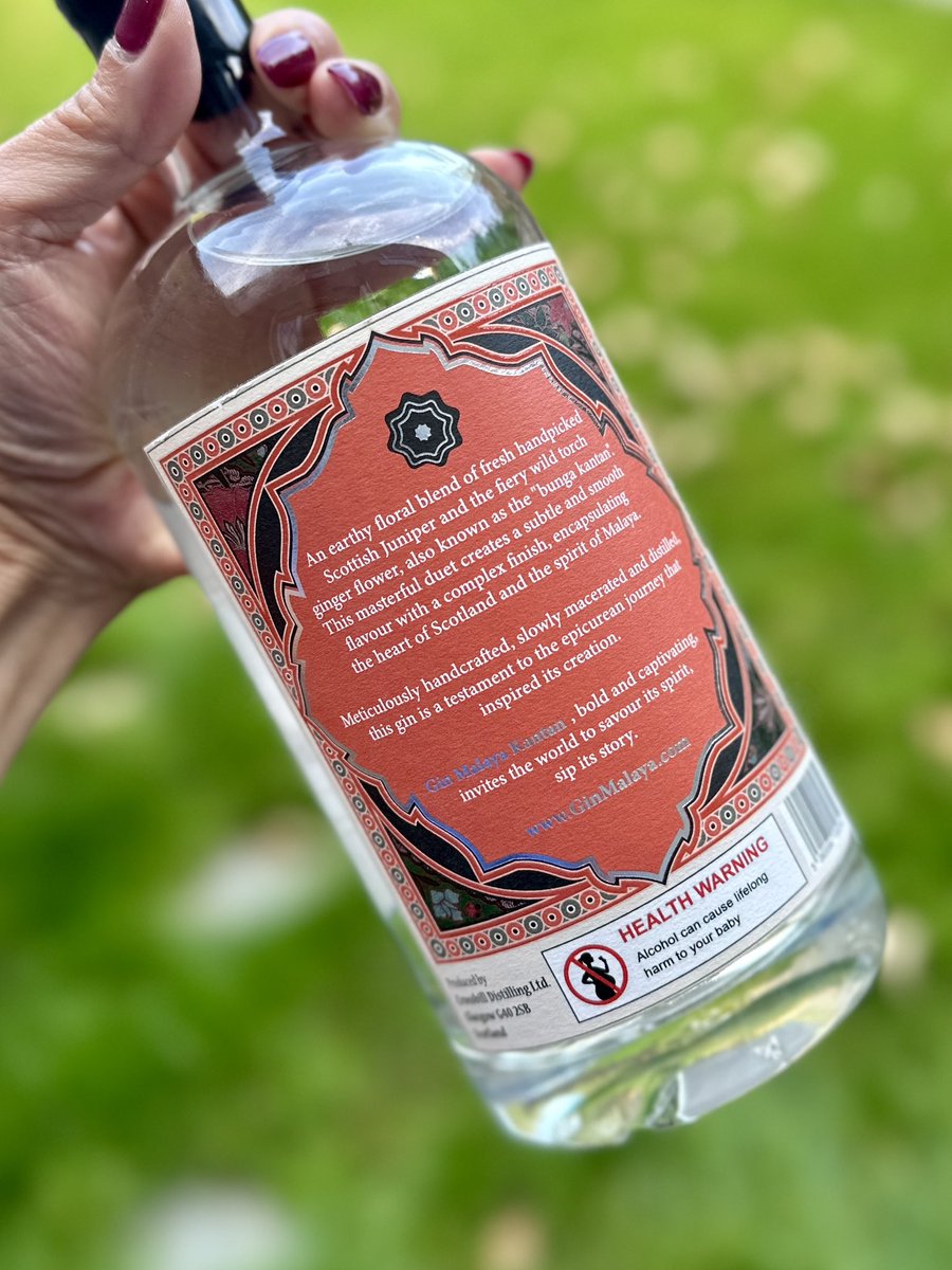 A truly international gin to celebrate #internationalscottishginday 🏴󠁧󠁢󠁳󠁣󠁴󠁿. Read more on my post to find out more about this #newginalert. 

instagram.com/p/DAvMytKIP_7/…