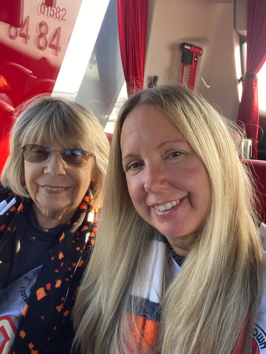 Sheffield bound with the good old Bobbers with my mum! #COYH #LTFC