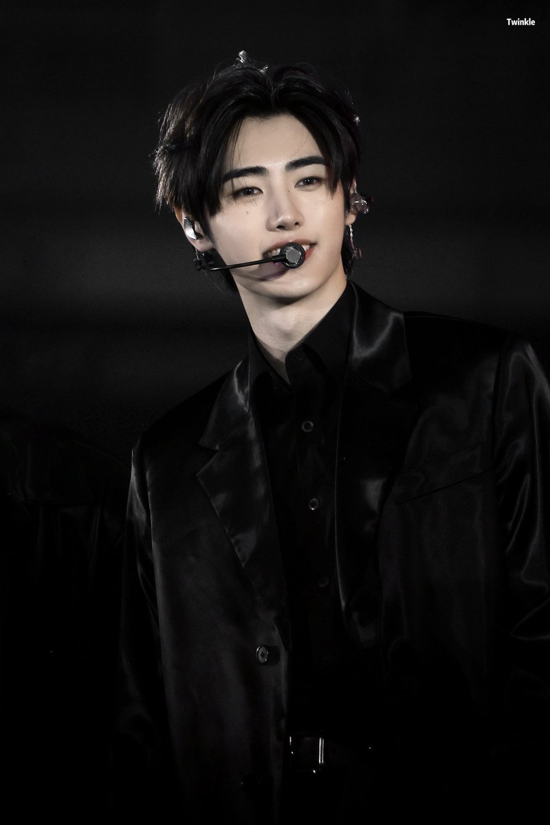 241005
#엔하이픈 #성훈 
#ENHYPEN #SUNGHOON