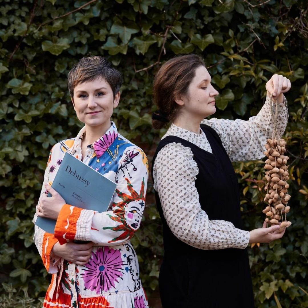 LauderdaleHouse (@lauderdalehouse) on Twitter photo Lie back and immerse yourself in this evening of serene sounds...
Enjoy a one-of-a-kind classical sound bath experience featuring a combination of voice, piano and traditional sound healing instruments by <a href="/_Transposed/">Transposed—Classical Music Ensemble</a>
📅Saturday 19 October @ 6:15pm
🎟️£20
📕bit.ly/LH-Serene Lie back and immerse yourself in this evening of serene sounds...
Enjoy a one-of-a-kind classical sound bath experience featuring a combination of voice, piano and traditional sound healing instruments by <a href="/_Transposed/">Transposed—Classical Music Ensemble</a>
📅Saturday 19 October @ 6:15pm
🎟️£20
📕bit.ly/LH-Serene