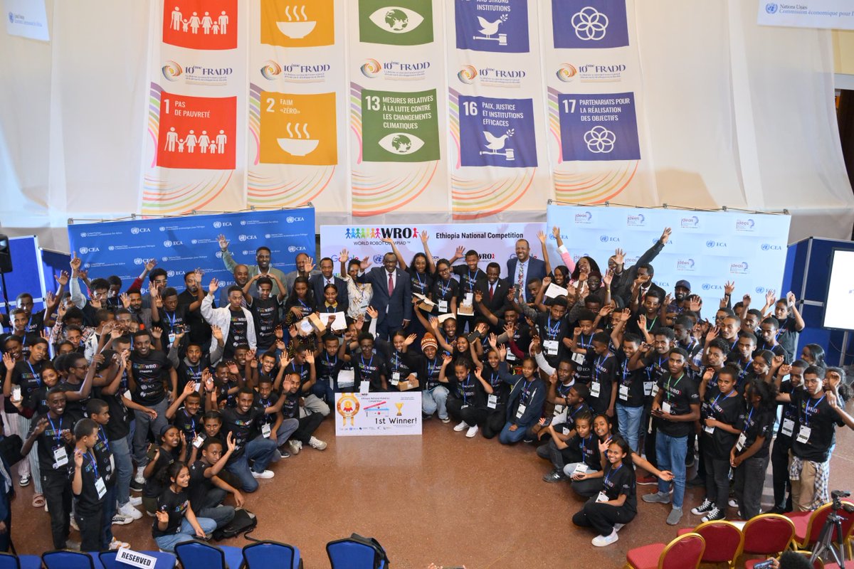 🌟Ethiopia's young robotics stars &amp; innovators gathered for their final pitches!

14 STEM centers from across #Ethiopia

100 finalists, 38 model solutions &amp; pitches!

This year's theme #EarthAllies 🍃 challenged them to explore the intersection of robotics &amp; sustainability.