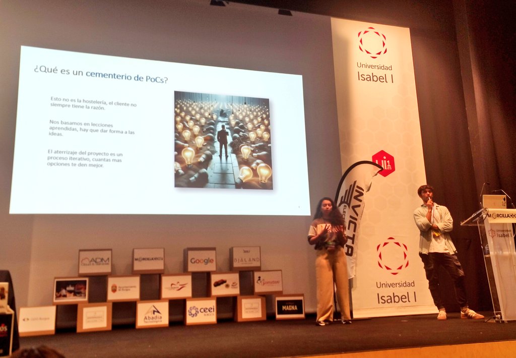 "Cementerio de PoCs" o "tu ideaka tampoco era para tanto" por Mihaela y Fernando de <a href="/Deloitte/">Deloitte</a> en #morcillaConf