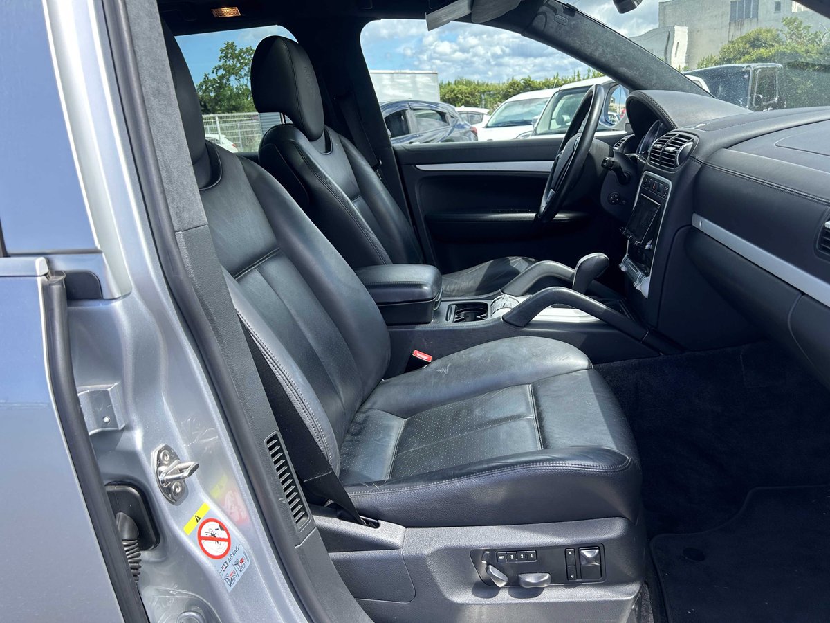 #forsale #porsche cayenne turbo