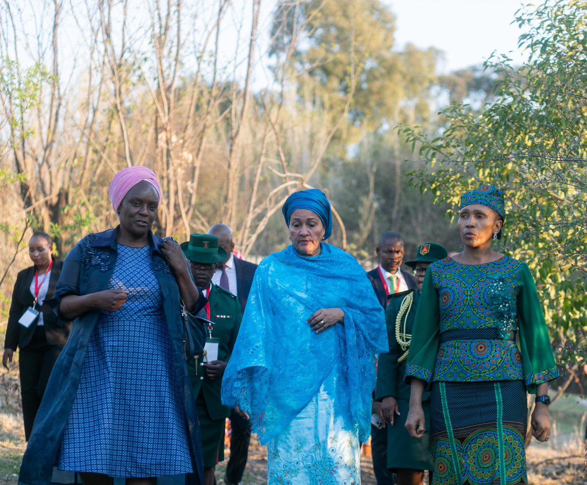 UNLesotho's tweet photo. The DSG @AminaJMohammed joined by Her Majesty Queen Masenate Seeiso toured the soon-to-be-launched Multi-Purpose Centre for GBV Survivors. 

This @UNLesotho initiative with other development partners &amp; private sector, aims to provide vital support services. https://t.co/oYNEeCbYI6