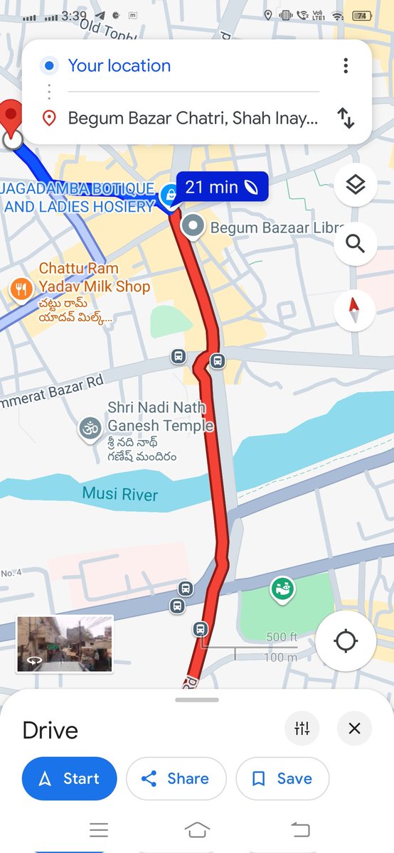 maheshkumar2626's tweet image. Please take the control over the traffic I don&apos;t see any traffic officer between the begum bazar mahesh bank towards fish market where vehicles are parked where ever they want due to that no movement.. I request team to take the control. @HYDTP @shotr_gmahal
