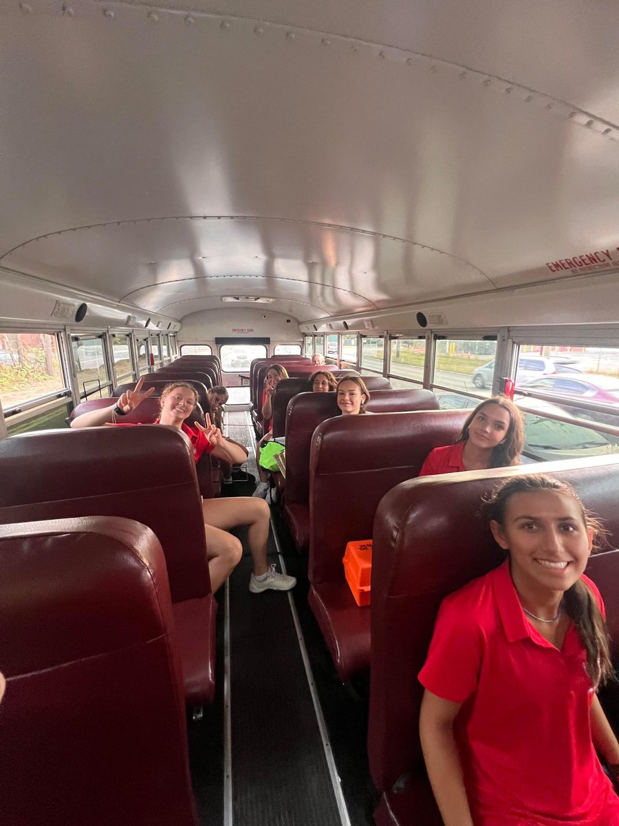 Hoboken HS Girls Tennis defeated Snyder HS today 5-0. Abigail Scott, Laura Scott, Maya Mankoff and Sophia DeSantis won their singles matches in straight sets. 

Abigail Foux and Sasha Mechaley won their doubles match in straight sets as well. 
#RedwingsTennis 
#HereWeComeHoboken